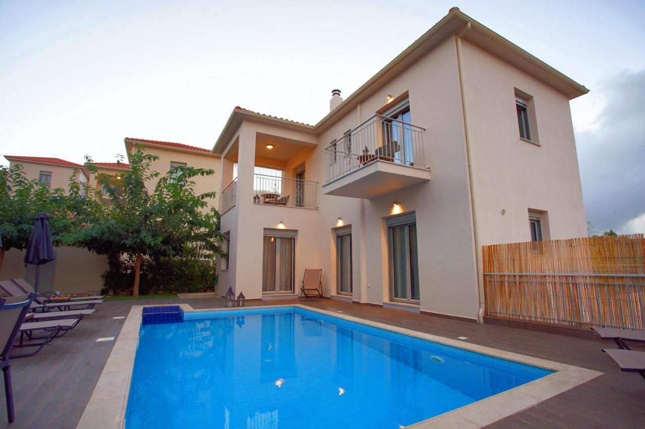 Amarianos Villas Agia Efimia Exterior photo