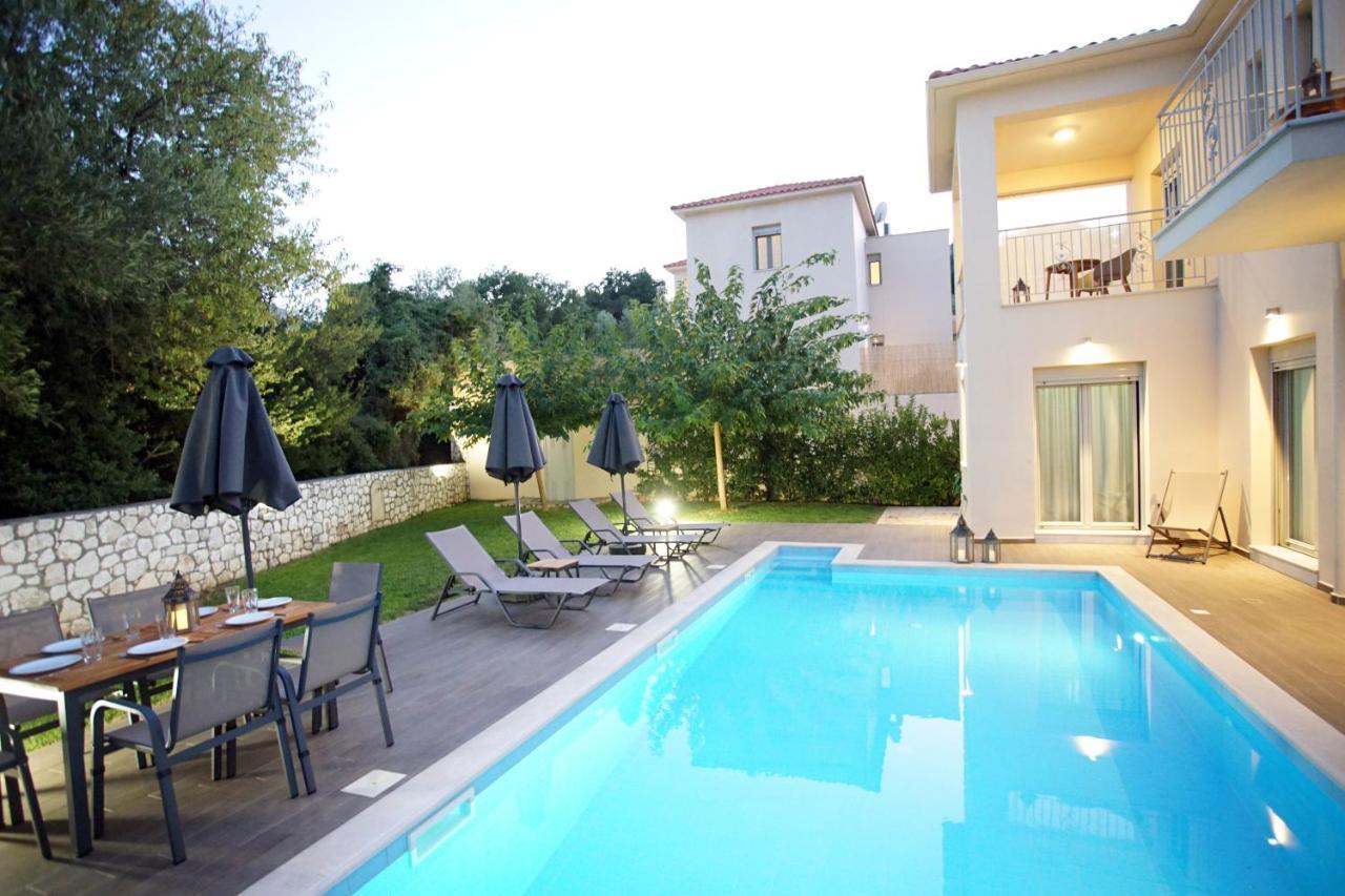 Amarianos Villas Agia Efimia Exterior photo