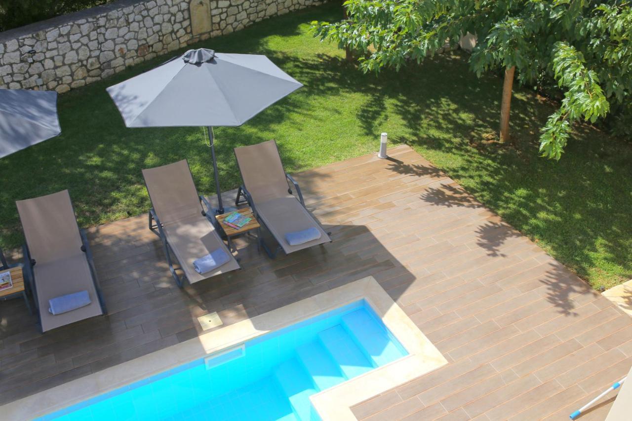 Amarianos Villas Agia Efimia Exterior photo
